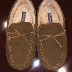 Men’s size 8-9 Eddie Bauer skipper